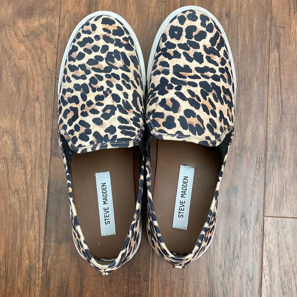 Steve Madden Safary Slip on Sneaker Leopard Print